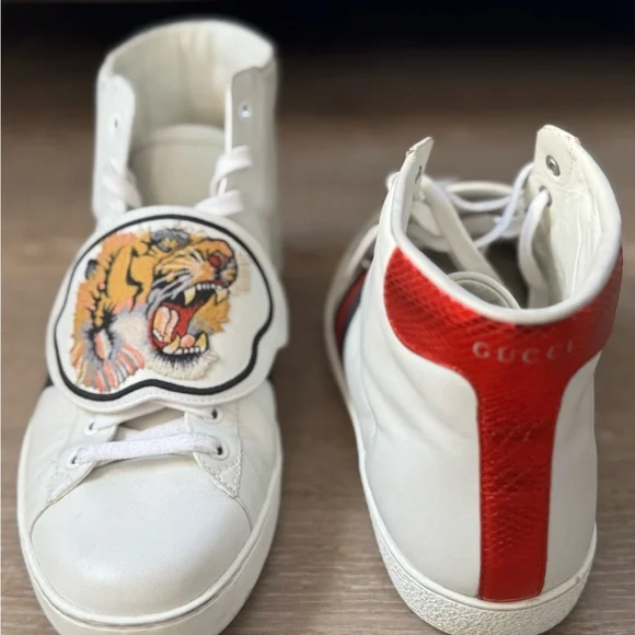 Men’s Gucci White High-Top Sneakers with Tiger Patch